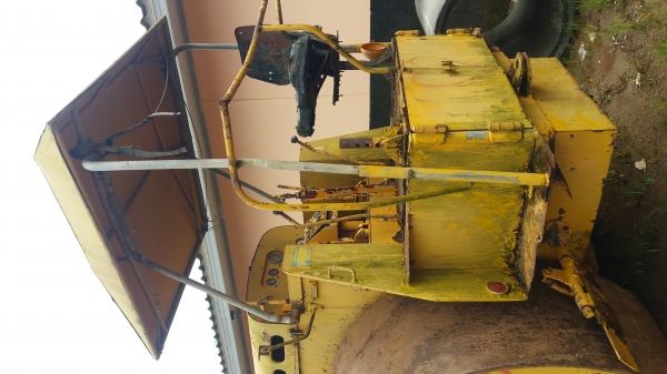 ขาย 235,000 รถบด 3 ล้อเหล็ก เล่มทะเบียน 12.5 ตัน WATANABE DYNAPAC WMOLA10 สั่นสะเทือน 2 เพลา เครื่องดี เกียร์ดี ล้อเหล็กหนา รถสวยพร้อมใช้งาน เอกสารพร้อมโอน รถอยู่ จันทบุรี 090-772-3710 090-772-3708 ขาย 235,000 รถบด 3 ล้อเหล็ก เล่มทะเบียน 12.5 ตัน WATANABE DYNAPAC WMOLA10 สั่นสะเทือน 2 เพลา เครื่องดี เกียร์ดี ล้อเหล็กหนา รถสวยพร้อมใช้งาน เอกสารพร้อมโอน รถอยู่ จันทบุรี 090-772-3710 090-772-3708