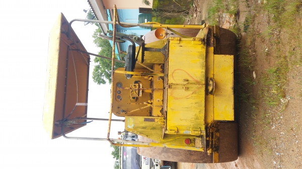 ขาย 235,000 รถบด 3 ล้อเหล็ก เล่มทะเบียน 12.5 ตัน WATANABE DYNAPAC WMOLA10 สั่นสะเทือน 2 เพลา เครื่องดี เกียร์ดี ล้อเหล็กหนา รถสวยพร้อมใช้งาน เอกสารพร้อมโอน รถอยู่ จันทบุรี 090-772-3710 090-772-3708 ขาย 235,000 รถบด 3 ล้อเหล็ก เล่มทะเบียน 12.5 ตัน WATANABE DYNAPAC WMOLA10 สั่นสะเทือน 2 เพลา เครื่องดี เกียร์ดี ล้อเหล็กหนา รถสวยพร้อมใช้งาน เอกสารพร้อมโอน รถอยู่ จันทบุรี 090-772-3710 090-772-3708