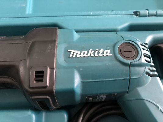 เลื่อยชัก Makita JR 3050T