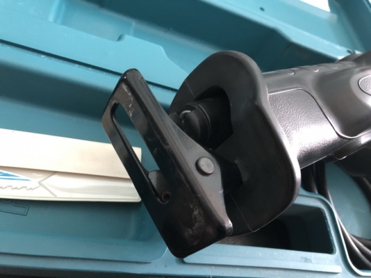 เลื่อยชัก Makita JR 3050T