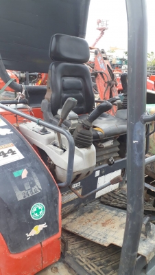 รถขุดคูโบต้า KX91-3S2 (E744) ขายตามสภาพ รถใช้งานได้ปกติครับ สนใจติดต่อเซลสันต์ 092-2603737