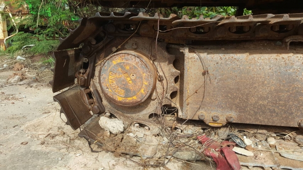 ขายตามสภาพ แบคโฮ KOMATSU PC30-2 เครื่องเสีย ราคาต่อรองได้