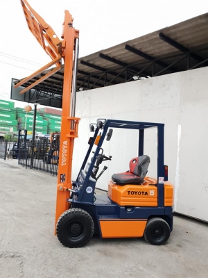 ขายโฟล์คลิฟท์ TOYOTA 5FG15 1.5 ตัน งาเท ปรับสภาพใช้งาน