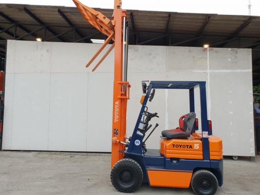ขายโฟล์คลิฟท์ TOYOTA 5FG15 1.5 ตัน งาเท ปรับสภาพใช้งาน