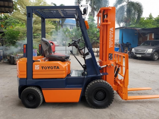 ขายโฟล์คลิฟท์ TOYOTA 5FG15 1.5 ตัน งาเท ปรับสภาพใช้งาน