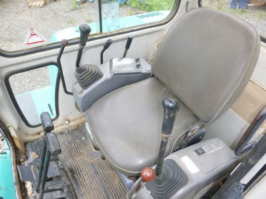 Komatsu PC40-7E หัวเจาะ นำเข้าจากญี่ปุ่น โทร. 080-6565422 (หนิง)