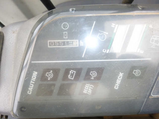 Komatsu PC40-7E หัวเจาะ นำเข้าจากญี่ปุ่น โทร. 080-6565422 (หนิง)