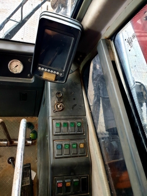 ขายดาวน์ 401,250 เครน12ล้อ SANY30ตันผ่อน 60 งวดๆละ 47,607 เอกสารเล่มทะเบียน