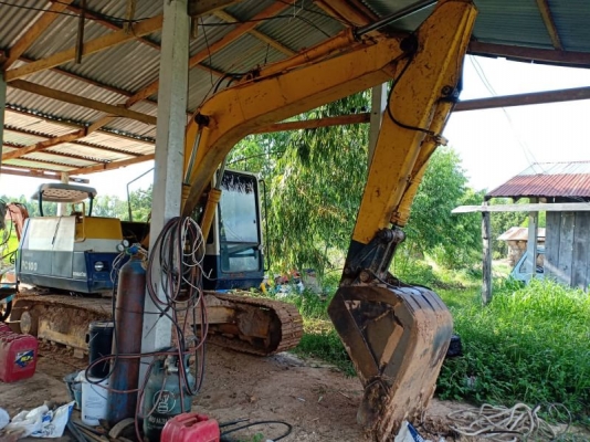 KOMATSU PC 100-5