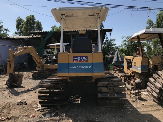 ขายรถแทร็กเตอร์ D2-6 PL รถสวยพร้อมใช้งาน เครื่องดี ช่วงล่างดี ราคาต่อรองได้ โทร0616613023แพรว