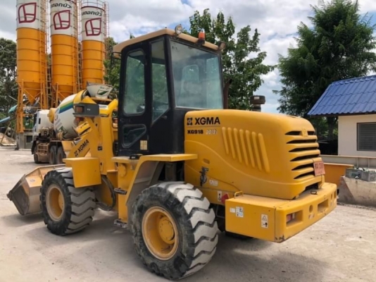 ขาย 355,000 บาท  สนใจ ทักมา   รถตักล้อยาง  XGMA XG9918 สภาพพร้อมใช้ เอกสารทะเบียน  รถอยู่  นครปฐม โทร 0610710295  สนใจ รายการสินค้า อื่นๆ ที่ เว็ปไชค์ Truck2Hand https://www.truck2hand.com/index.php?actions=content/search&amp;member_id=136193  Facebook ส่