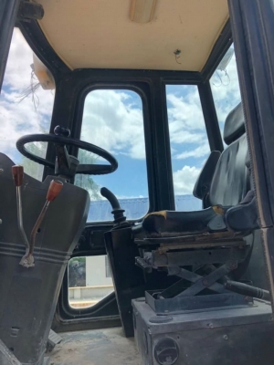 ขาย 355,000 บาท  สนใจ ทักมา   รถตักล้อยาง  XGMA XG9918 สภาพพร้อมใช้ เอกสารทะเบียน  รถอยู่  นครปฐม โทร 0610710295  สนใจ รายการสินค้า อื่นๆ ที่ เว็ปไชค์ Truck2Hand https://www.truck2hand.com/index.php?actions=content/search&amp;member_id=136193  Facebook ส่