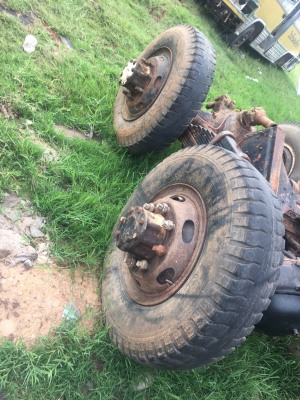 ขายกะทะพร้อมยาง 10ล้อ เส้นละ1200บาท 0816278866