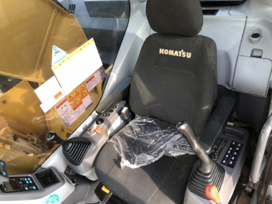 ขายรถขุด KOMATSU PC228US-3 (รุ่น 7) ปี 2008 นำเข้าเองจากญี่ปุ่น สภาพสวยพร้อมใช้ มีVDOการทำงานครับ