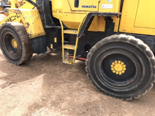 ขายรถตักล้อยาง KOMATSU WA100-5 นำเข้าเองจากญี่ปุ่น สภาพพร้อมใช้