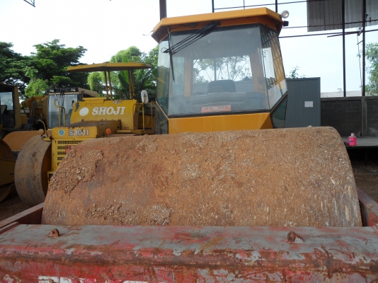 ขายรถบดสั่นสะเทือนขนาด20ตัน DYNAPAC CA602D รถสวยราคาถูกแท้ทรู 1.2ล้านเท่านั้นๆๆ สนใจ 081-989-1989 หรั่งครับ