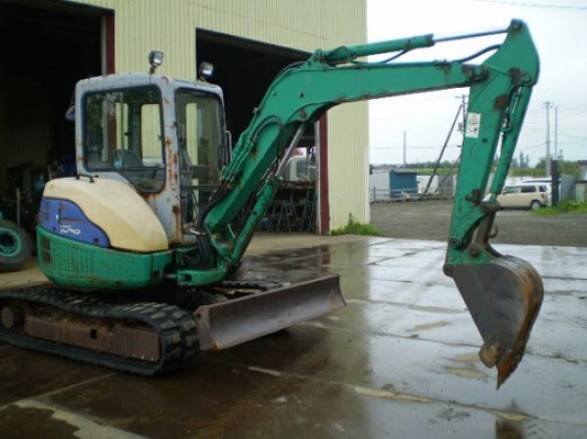 ขาย KOMATSU  PC40 MR-1 มีตู้เก๋ง