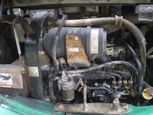 ขาย KOMATSU  PC40 MR-1 มีตู้เก๋ง