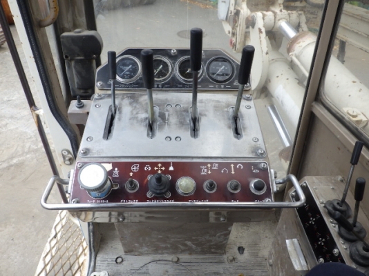 รถเจาะ HCR9-DS-513613 เก่านอกจากญี่ปุ่น สนใจโทร ☎️ 098-2492100 พัด รถเจาะ HCR9-DS-513613 เก่านอกจากญี่ปุ่น สนใจโทร ☎️ 098-2492100 พัด