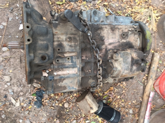 เกียร์ ฟูโช่ D16เสื้อตาราง เกียร์3แตก ขาย 9500 บาท 0816278866