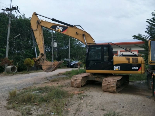 ขาย CAT320D ราคา2.4 ล้านกับ2.5ล้าน ไมล์5000ชม.กับ6500ชม.รถพร้อมใช้งาน