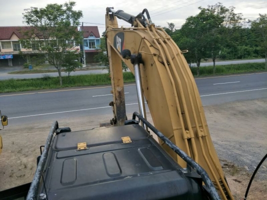 ขาย CAT320D ราคา2.4 ล้านกับ2.5ล้าน ไมล์5000ชม.กับ6500ชม.รถพร้อมใช้งาน