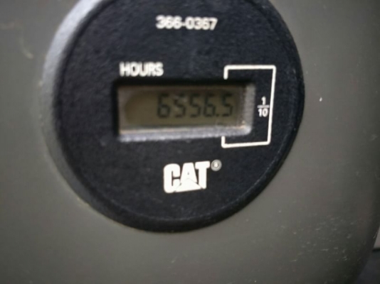 ขายCAT320D ราคา2.4ล้านกับ2.5ล้านไมล์5000ชม.กับ6500ชม.รถพร้อมใช้