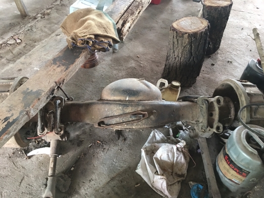 เสื้อเพลา พร้อมแนบ รถบรรทุกหนัก 13500บาท 0816278866