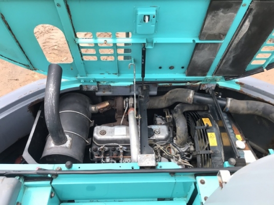 ขายรถขุด KOBELCO SK135SR ลายหัวกระแทก นำเข้าเองจากญี่ปุ่น สภาพสวยพร้อมใช้ มีVDOการทำงานครับ