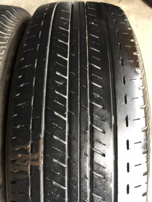 ล้ออีซูซุ+บริสโตน215/70/15ปี16 ใช้งานไม่ถึงหมื่นโลถอดเก็บ ล้อยางสวยมากๆ สนใจถามได้ครับ