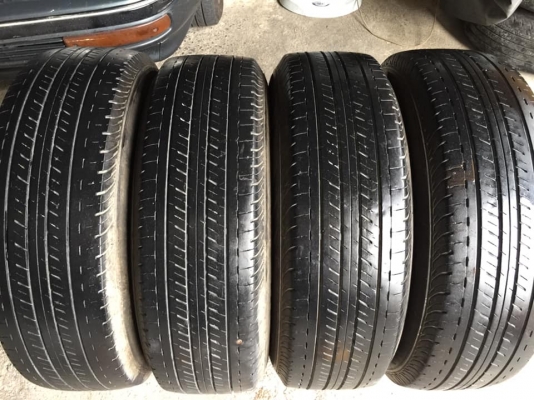 ล้ออีซูซุ+บริสโตน215/70/15ปี16 ใช้งานไม่ถึงหมื่นโลถอดเก็บ ล้อยางสวยมากๆ สนใจถามได้ครับ