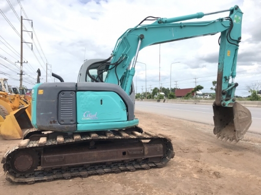 ขายรถขุด KOBELCO SK135SR ลายหัวกระแทก นำเข้าเองจากญี่ปุ่น สภาพสวยพร้อมใช้ มีVDOการทำงานครับ