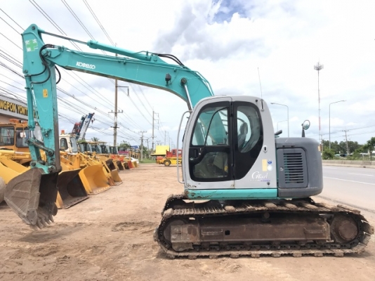 ขายรถขุด KOBELCO SK135SR ลายหัวกระแทก นำเข้าเองจากญี่ปุ่น สภาพสวยพร้อมใช้ มีVDOการทำงานครับ