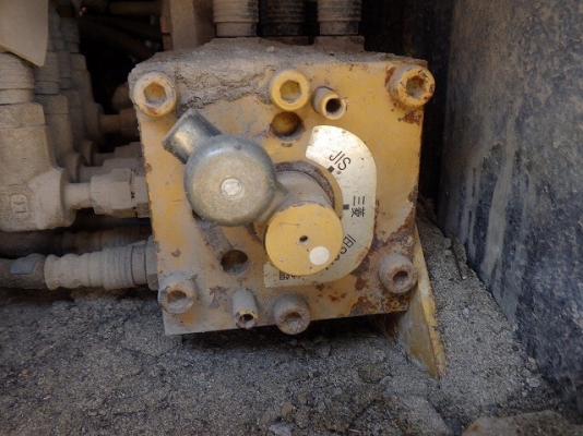 ขายรถขุด CAT 305CSR ปี 2009 นำเข้าเองจากญี่ปุ่น สภาพสวยพร้อมใช้ ถึงเร็วๆนี้ครับ