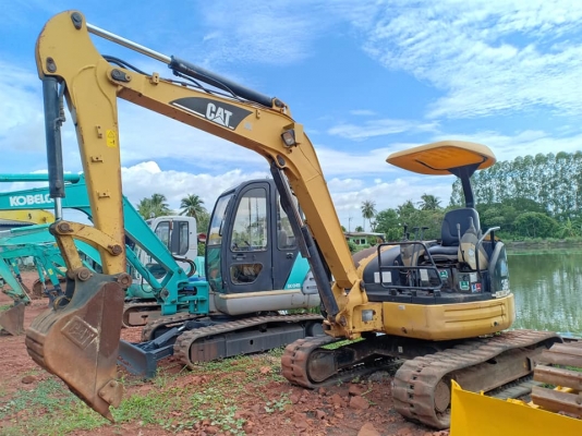 ขายจ้า..CATERPILLAR 305CCR เก่านอกแท้  สภาพสวย พร้อมใช้  โทร 089-3818694 จ๊อย