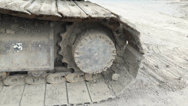 ขายKOMATSU PC200-8 เอวแน่นช่วงล่างเต็มทำงาน3.000 กว่า ชม.เอวแน่นช่วงล่างเต็ม 13,000กว่า ชม.เอกสารอินวอยราคา 1,050,000