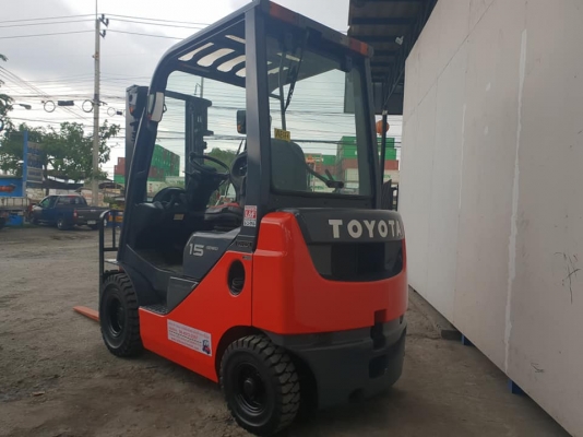 ขายรถโฟล์คลิฟท์มือสอง TOYOTA 8FD15 ปรับสภาพพร้อมใช้งาน ขายรถโฟล์คลิฟท์มือสอง TOYOTA 8FD15 ปรับสภาพพร้อมใช้งาน