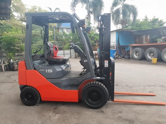 ขายรถโฟล์คลิฟท์มือสอง TOYOTA 8FD15 ปรับสภาพพร้อมใช้งาน ขายรถโฟล์คลิฟท์มือสอง TOYOTA 8FD15 ปรับสภาพพร้อมใช้งาน