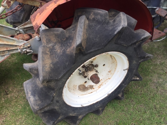 ลด ล้างสต็อก!!! 32,000 บาท (งดต่อรอง) ขายรถไถเล็ก YANMAR YM1401 เก่าญี่ปุ่น ลด ล้างสต็อก!!! 32,000 บาท (งดต่อรอง) ขายรถไถเล็ก YANMAR YM1401 เก่าญี่ปุ่น