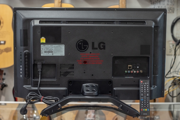 Smart TV LG 32 นิ้ว รุ่น 32LN571B เล่นเน็ตได้ สภาพดี พร้อมใช้งาน