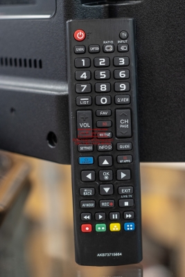 Smart TV LG 32 นิ้ว รุ่น 32LN571B เล่นเน็ตได้ สภาพดี พร้อมใช้งาน