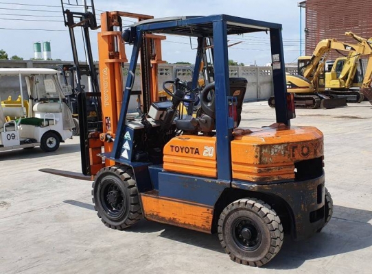 ขายด่วนรถยกTOYOTA5FG20ยก2ตันเสาสูง3เมตรยางตัน4เส้นรถนอกสวยๆนำเข้ายังไม่เคยใช้งานในเมืองไทยเลย