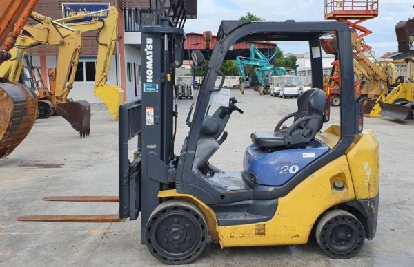 ขายด่วนรถยกKOMATSUFG20-15ยก2ตันเสาสูง3เมตรยกจริงวิ่งได้จริงหนัก2สบายๆรถนอกสวยๆนำเข้ายังไม่เคยใช้งานในเมืองไทยเลย