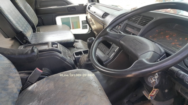 ขายหัวเก๋ง ISUZU รุ่น GIGA- CXZ50 สำหรับรถบรรทุกขนาด10ล้อ/รถหัวลาก มีแค๊ป ,3 ใบปัด ,รุ่นยกหัวได้  ,มีขาหลังสินค้าเดิมๆเก่านอก  สามารถนำไปดัดแปลงใส่กับรถบรรทุกรุ่นอื่นๆหรือแบบใกล้เคียงกันได้