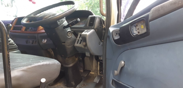 6ล้อหัวลาก Hino FG1J 212แรงปี47 เครื่องดี พร้อมใช้
