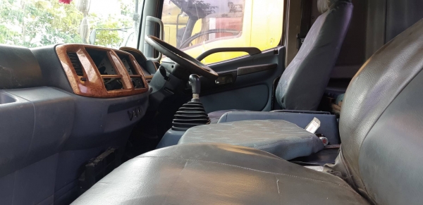 6ล้อหัวลาก Hino FG1J 212แรงปี47 เครื่องดี พร้อมใช้