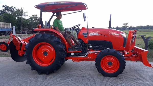 ขาย. L4708 สภาพสวยๆเก็บสีใหม่ เครื่องเกียรดีไม่เคยแกะเกียร์ดีไม่หอนท้ายเงียบ ขาย. L4708 สภาพสวยๆเก็บสีใหม่ เครื่องเกียรดีไม่เคยแกะเกียร์ดีไม่หอนท้ายเงียบ
