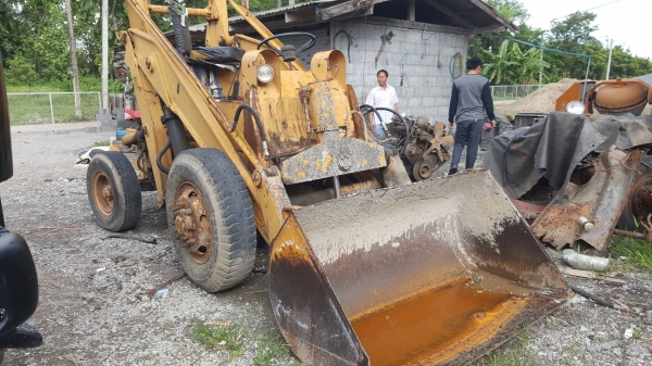 ขาย รถตัก KOMATSU SD20 สภาพพร้อมใช้งาน ราคาถูก