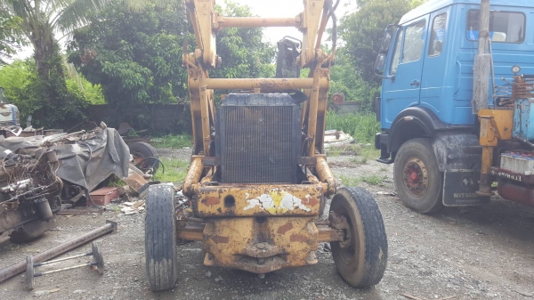 ขาย รถตัก KOMATSU SD20 สภาพพร้อมใช้งาน ราคาถูก