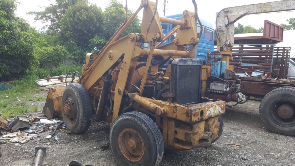 ขาย รถตัก KOMATSU SD20 สภาพพร้อมใช้งาน ราคาถูก
